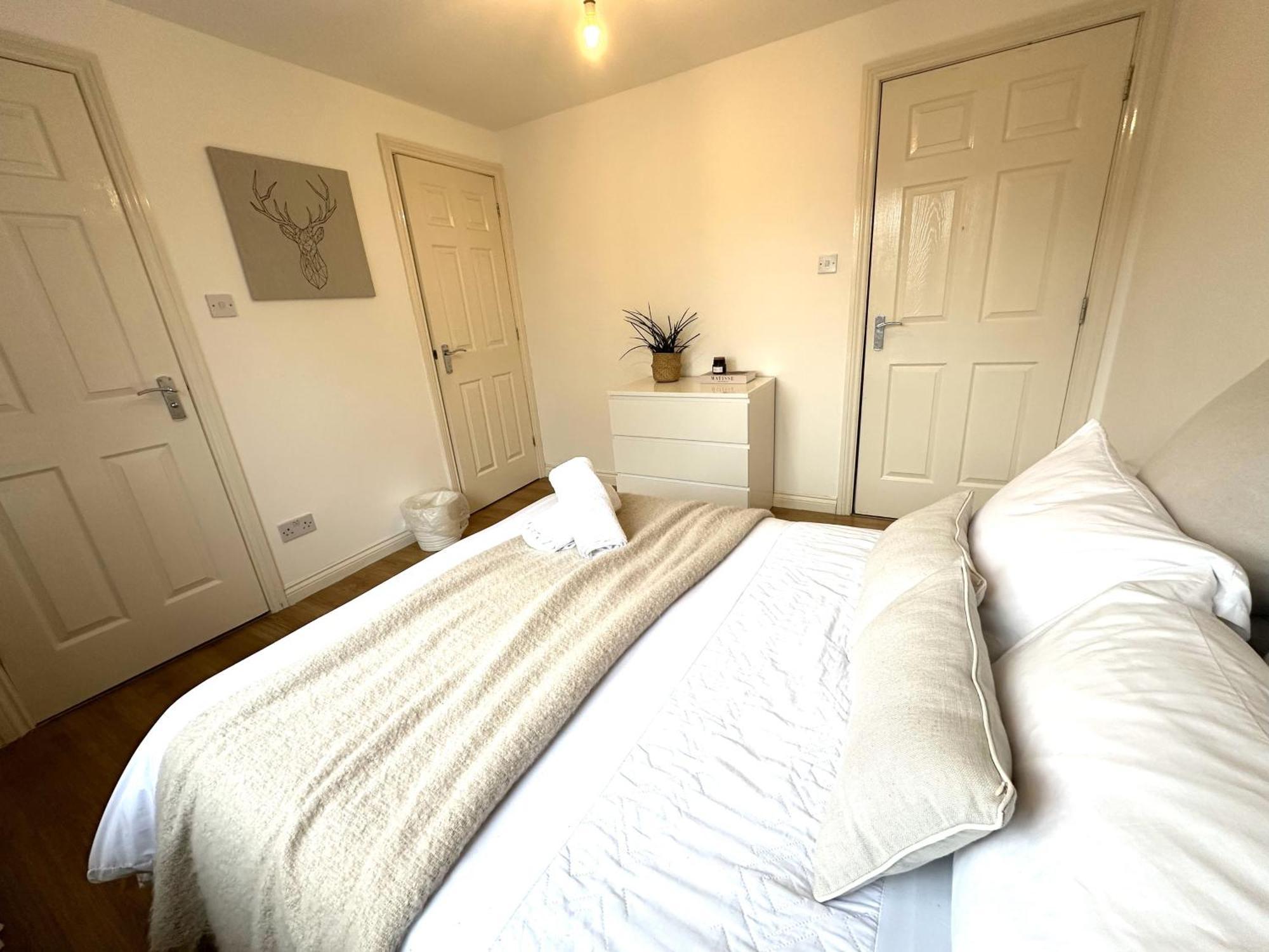 Private Room With En-Suite And Parking In Shared Flat Glasgow Eksteriør billede