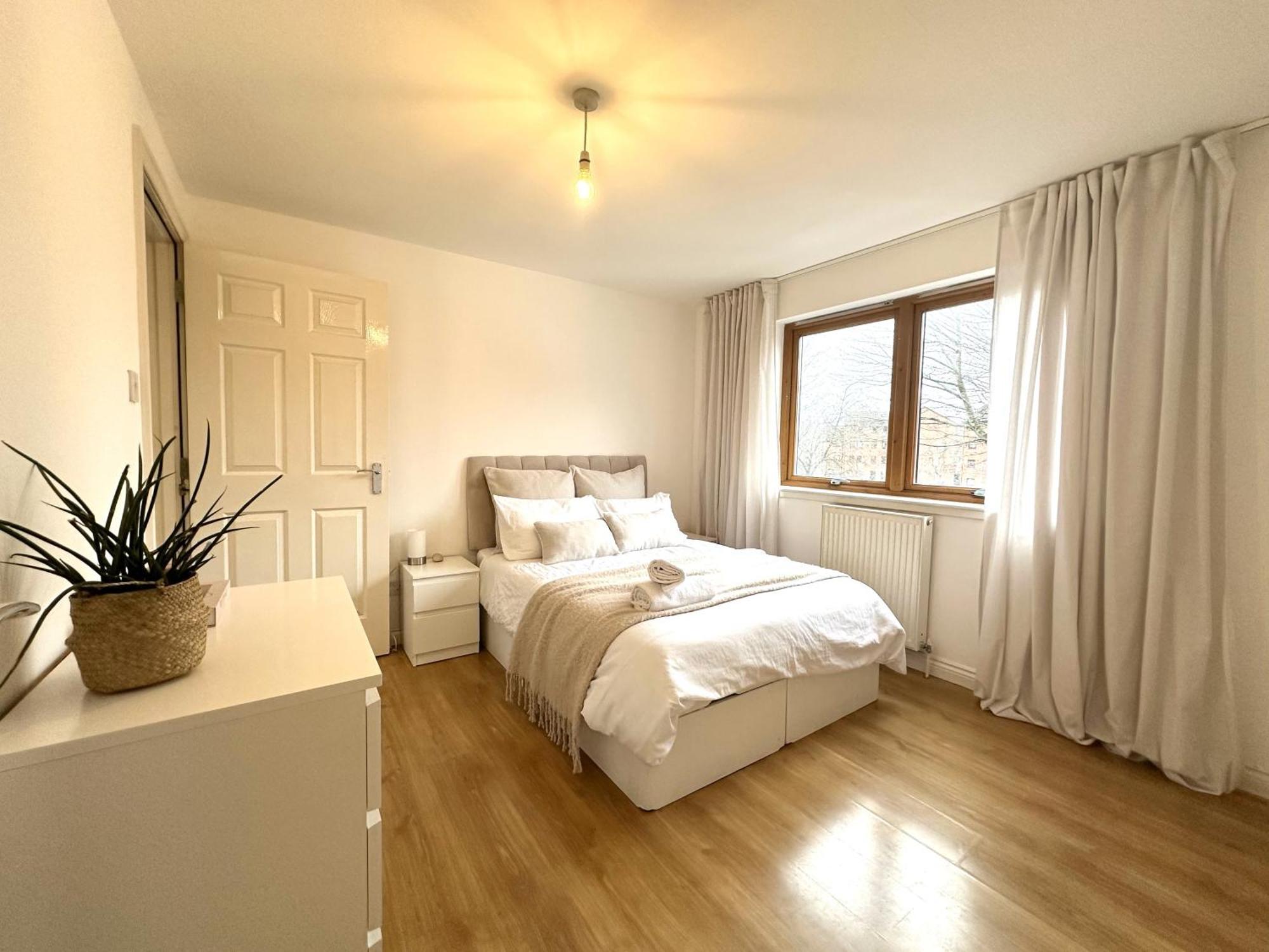 Private Room With En-Suite And Parking In Shared Flat Glasgow Eksteriør billede